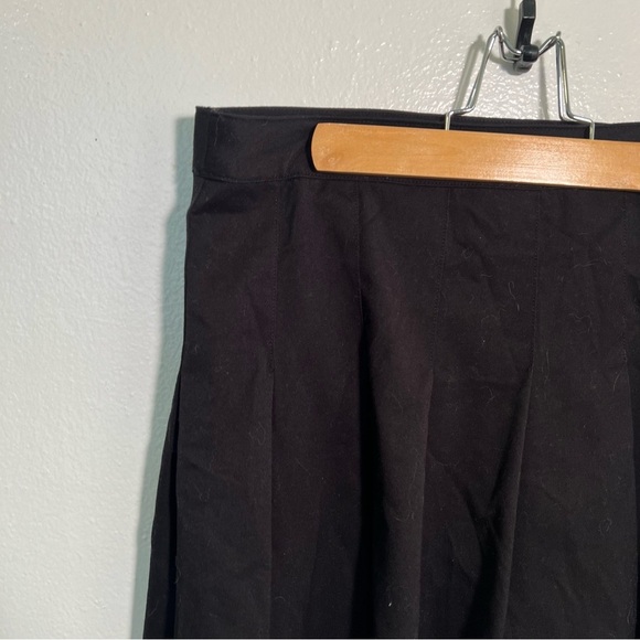 Divided H&M Pleated Mini Skirt Black 10 - Picture 4 of 9